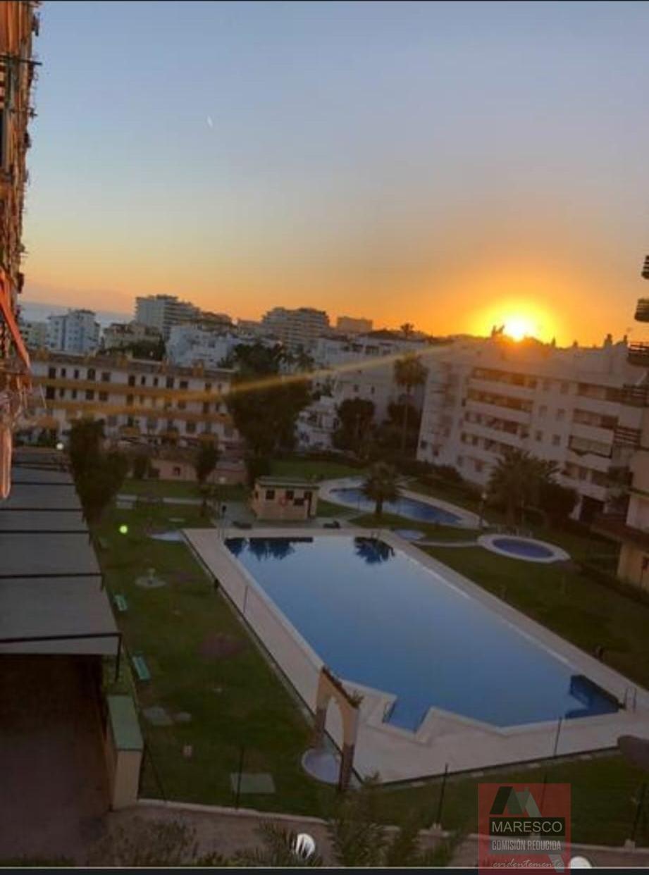 For sale of apartment in Benalmádena
