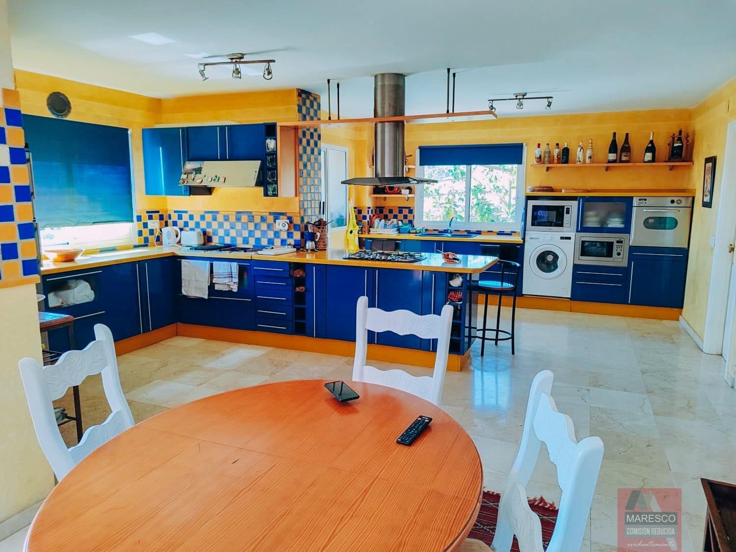 For sale of house in Fuengirola