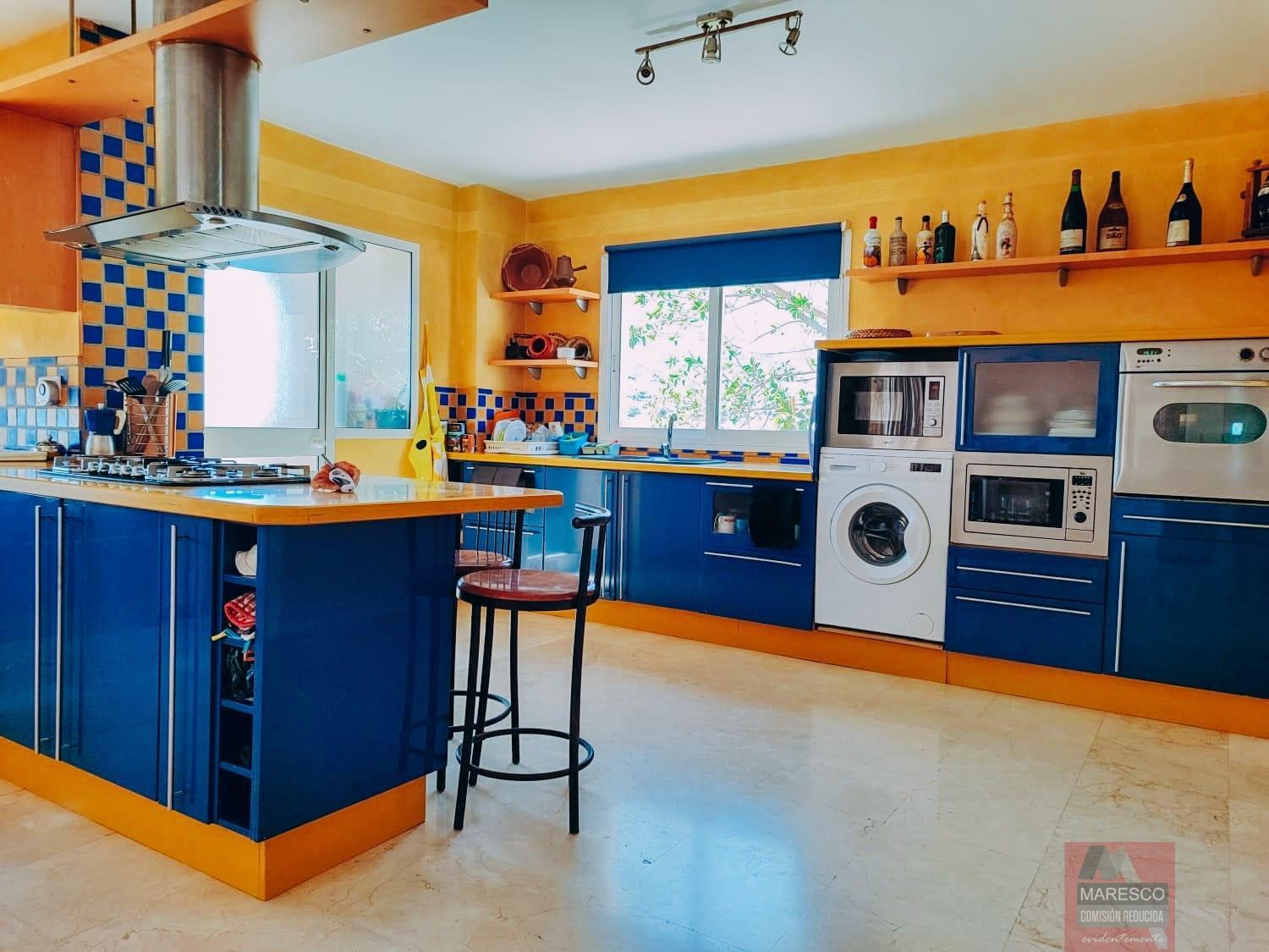 For sale of house in Fuengirola