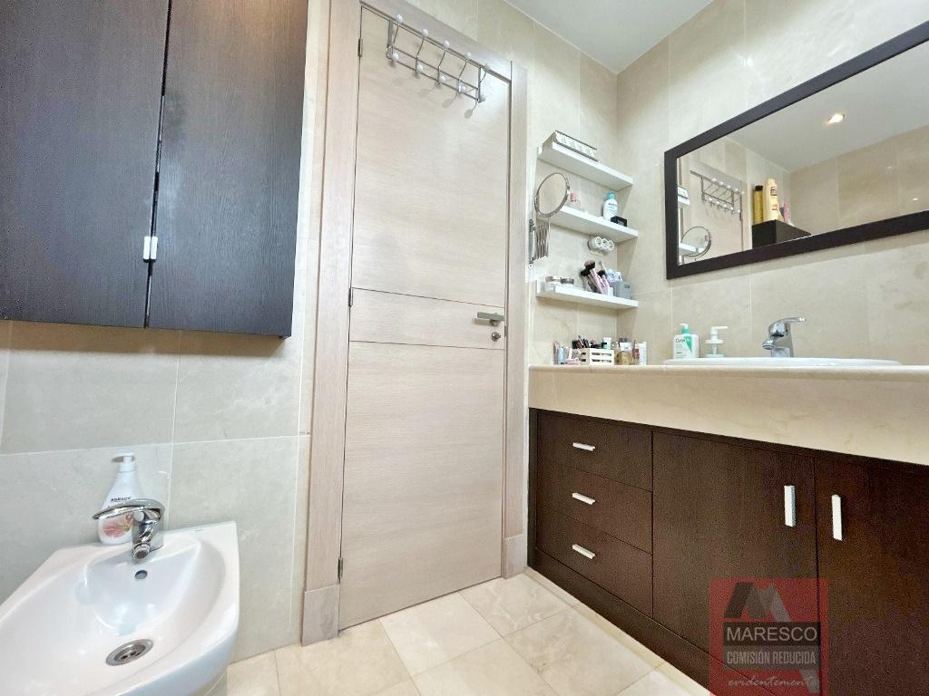 For sale of apartment in Fuengirola