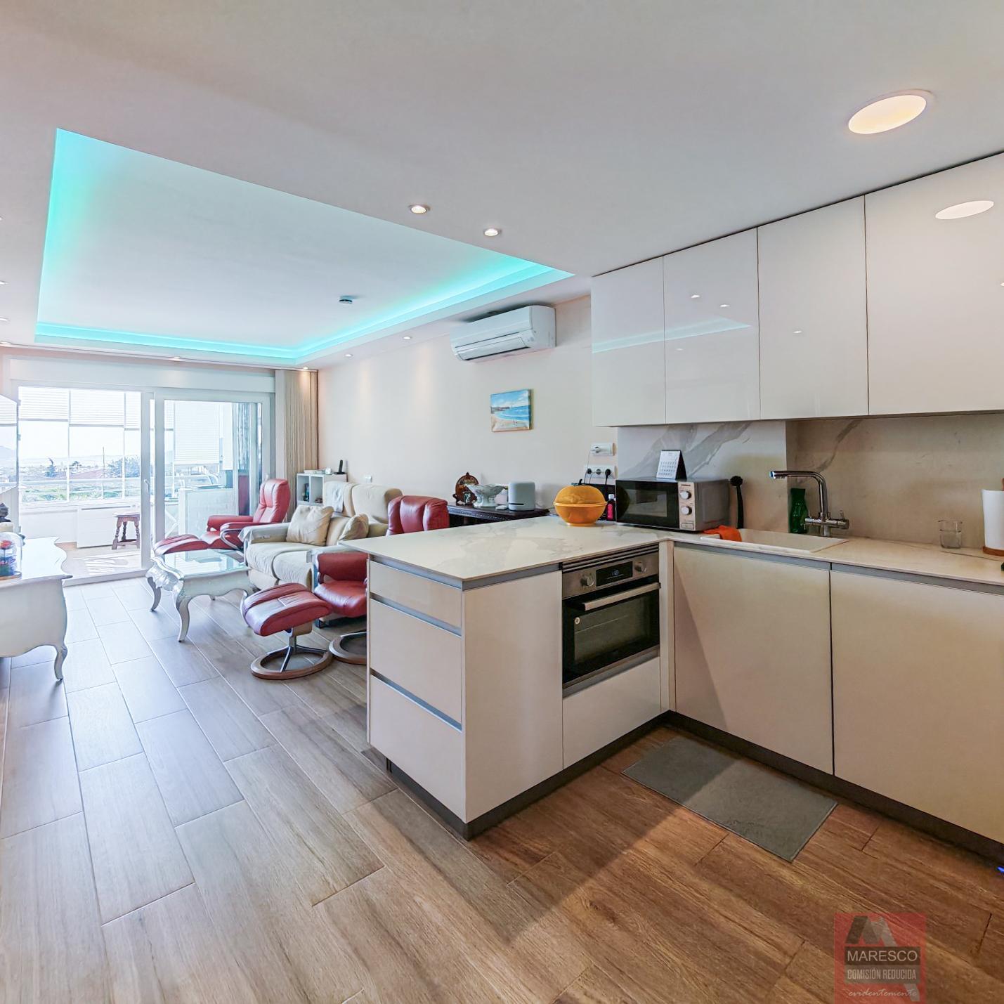 For sale of apartment in Málaga