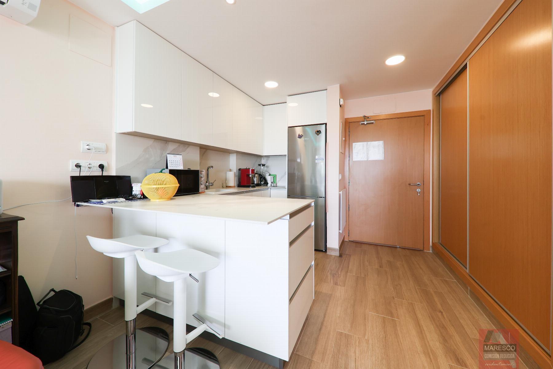 For sale of apartment in Málaga