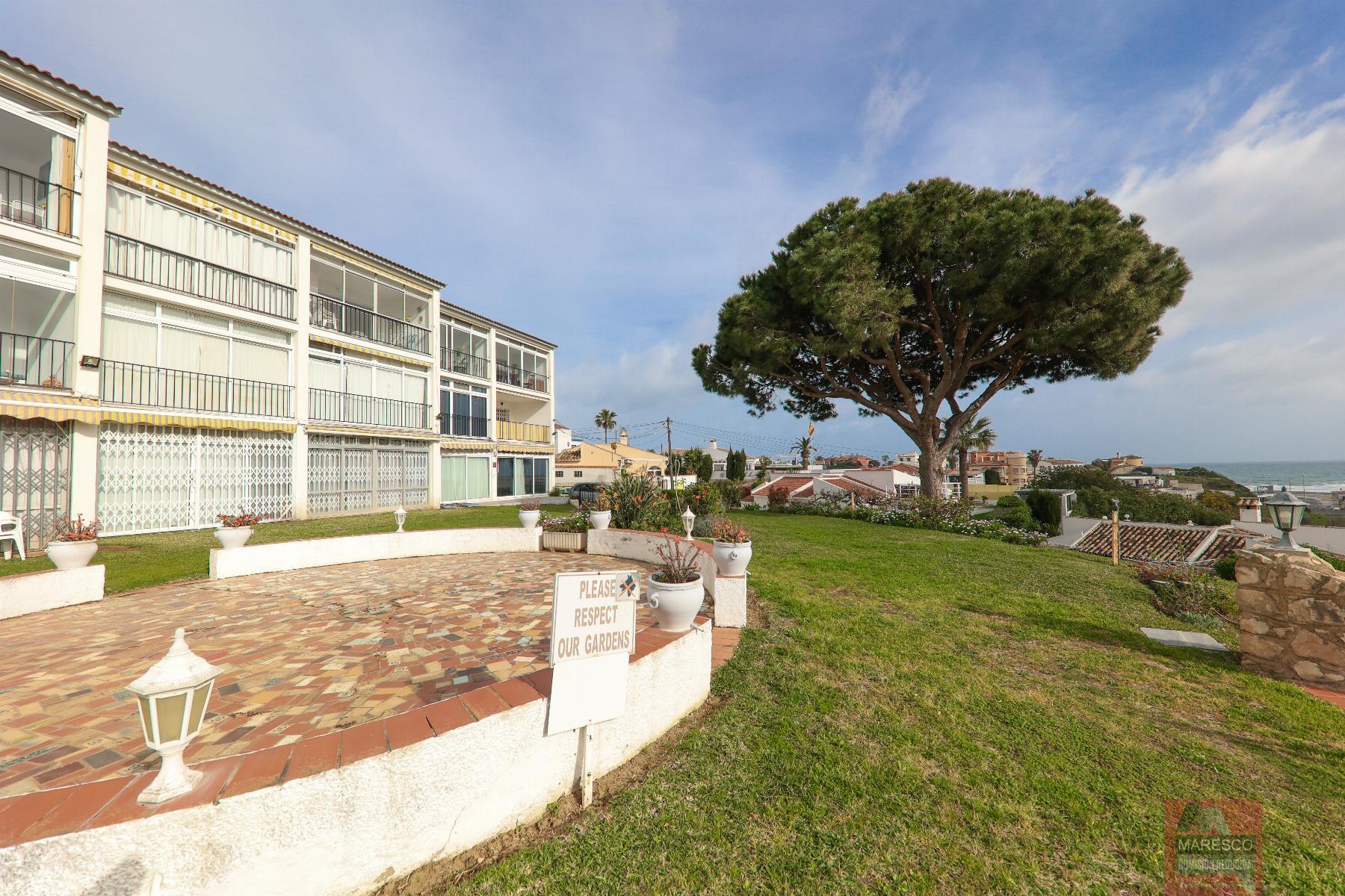 For sale of flat in Mijas