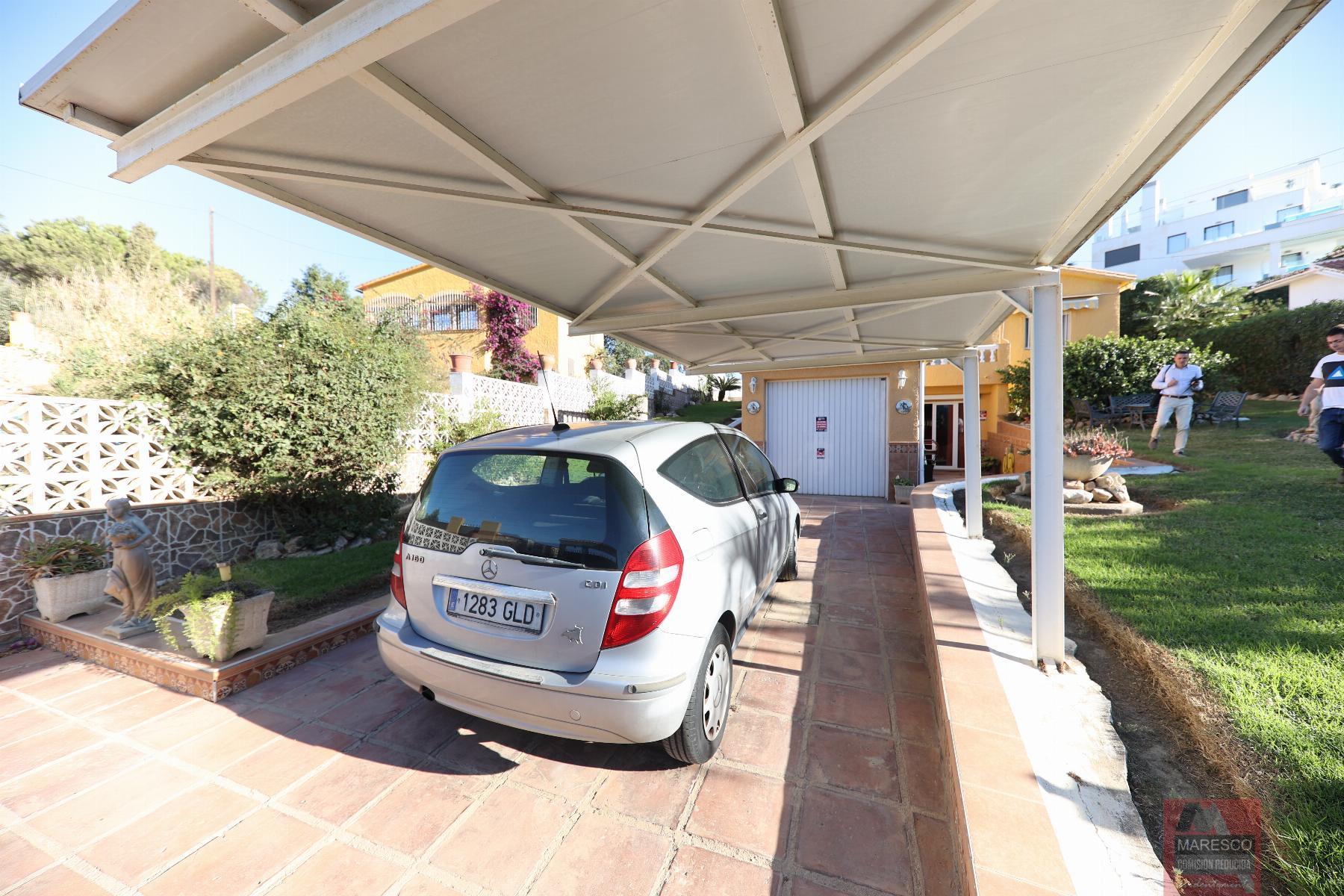For sale of chalet in Mijas Costa