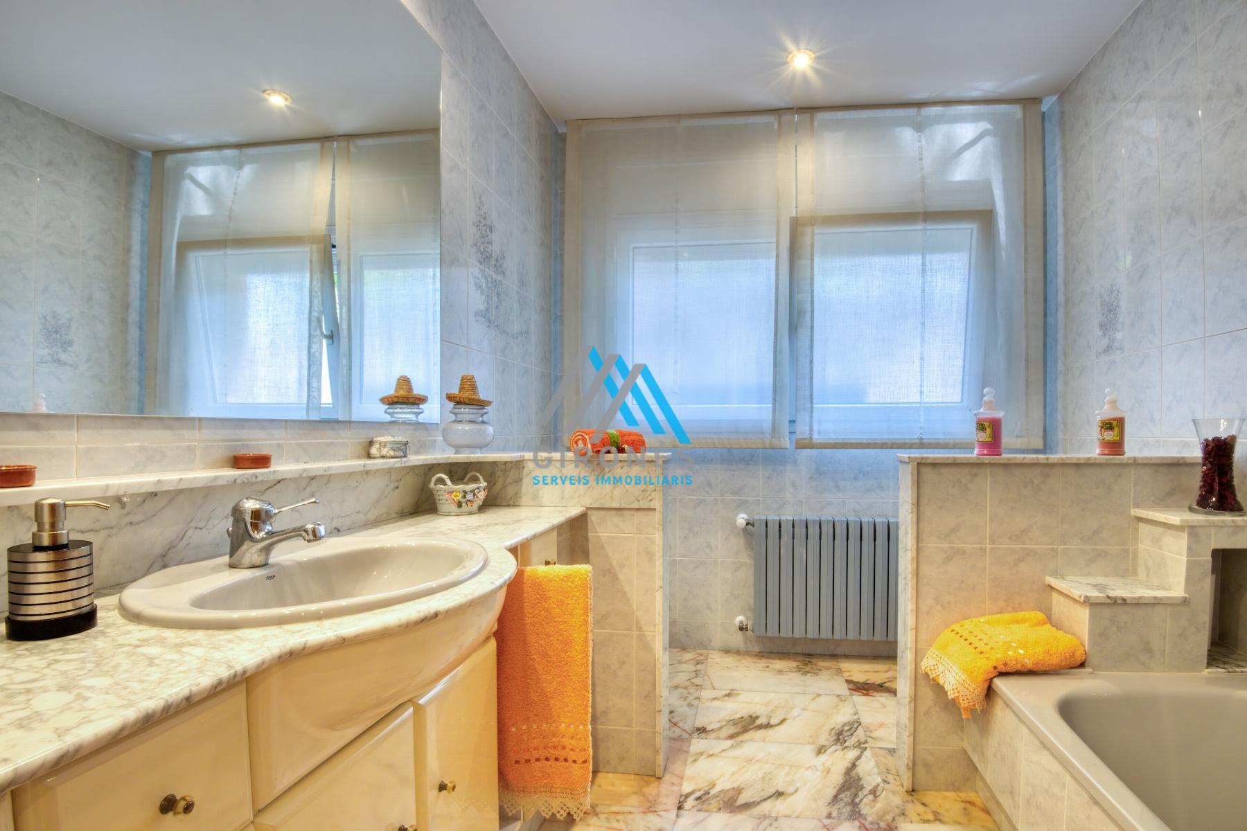 Baño suite