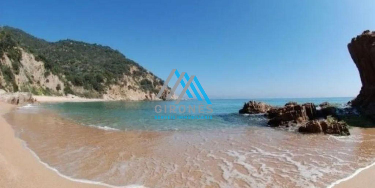 For sale of land in Santa Cristina D´aro