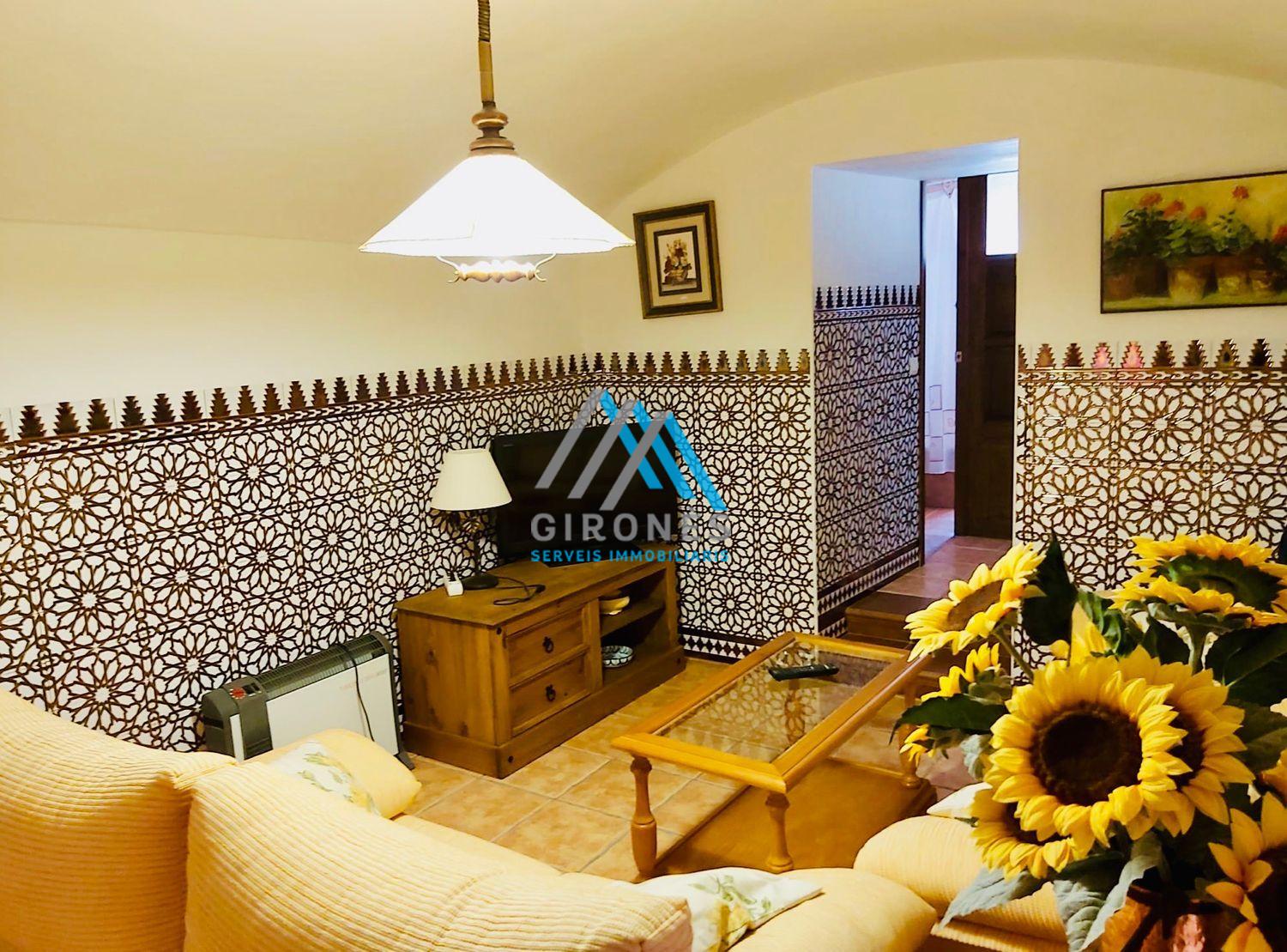 For sale of house in Cortes de Baza