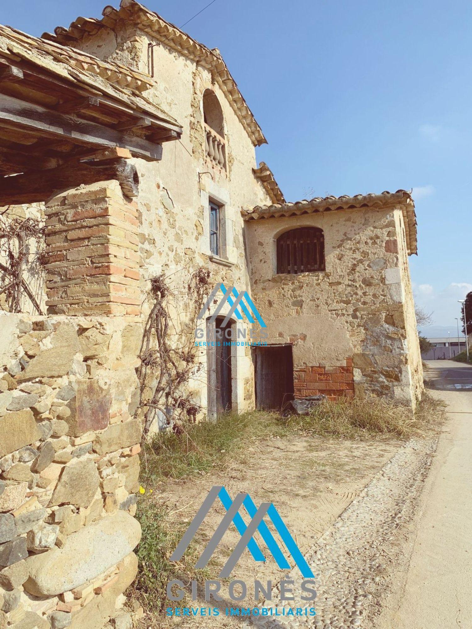 Venda de finca rústica a Aiguaviva