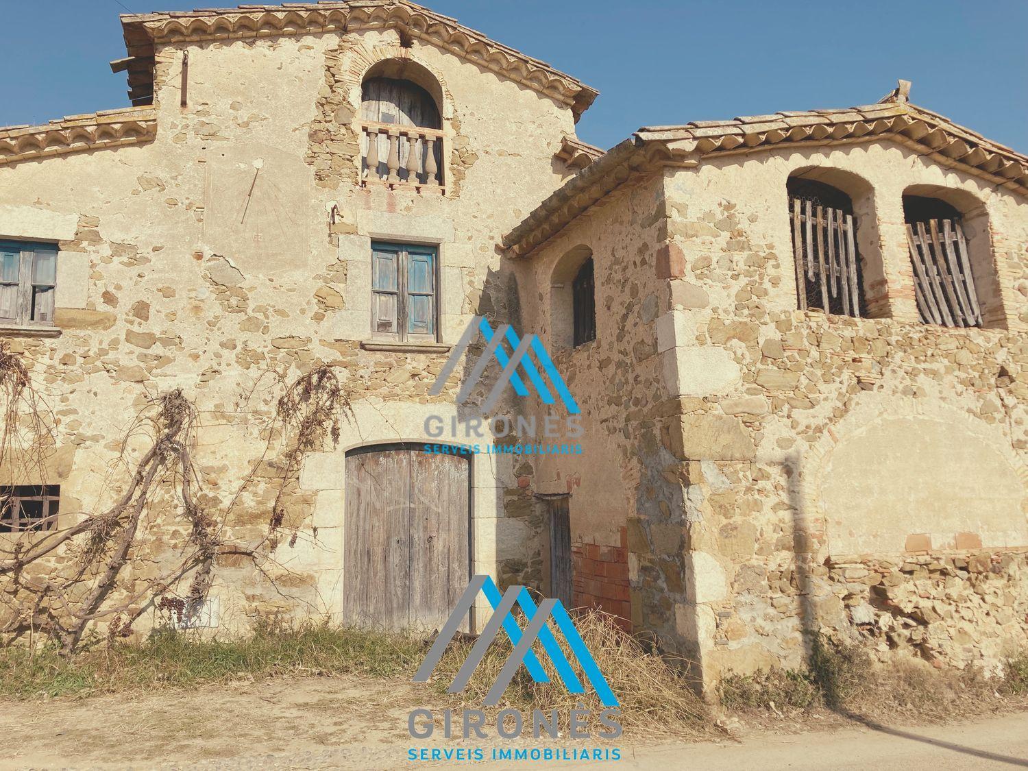 Venda de finca rústica a Aiguaviva