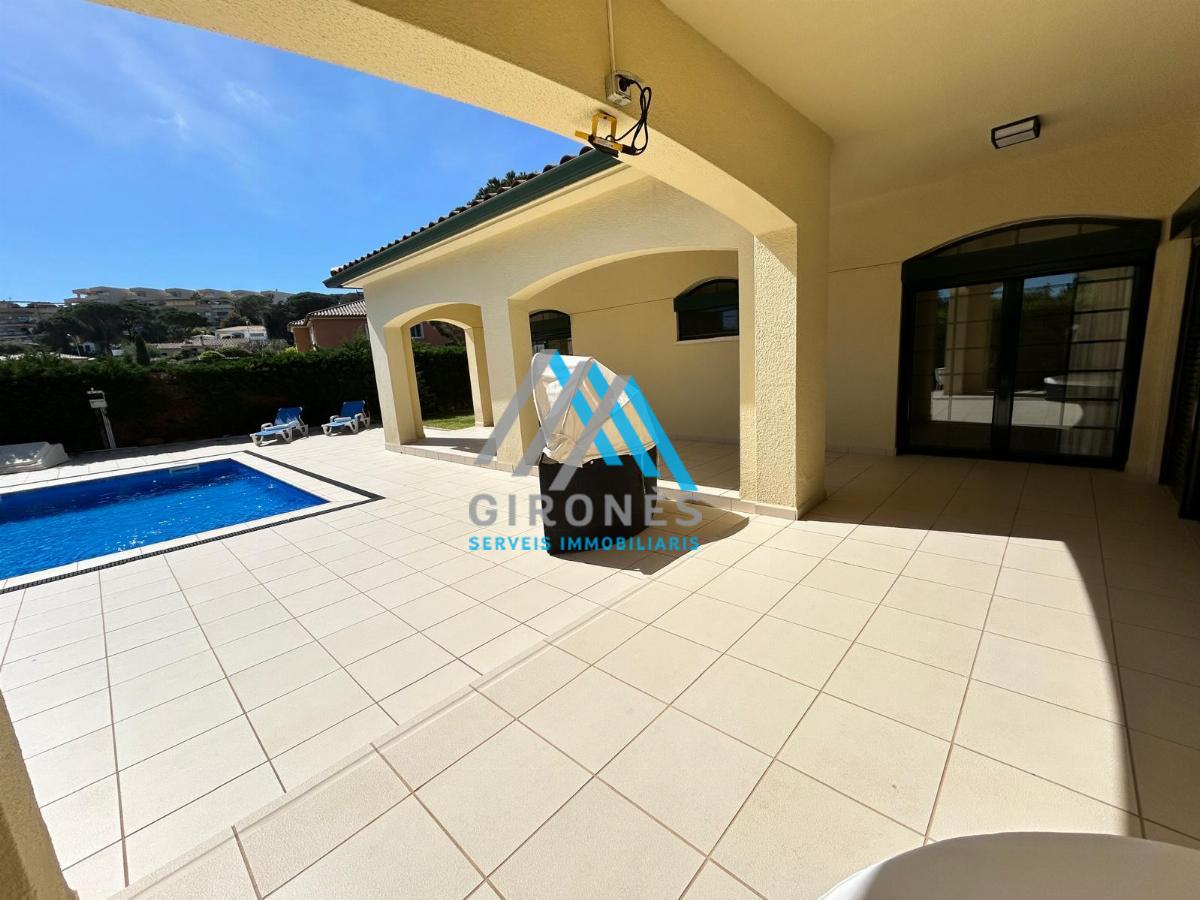 For sale of chalet in Sant Feliu de Guíxols
