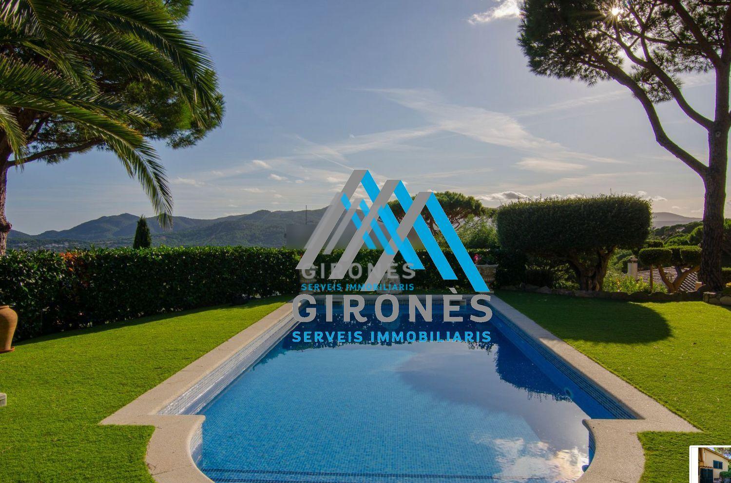 For sale of chalet in Santa Cristina D´aro