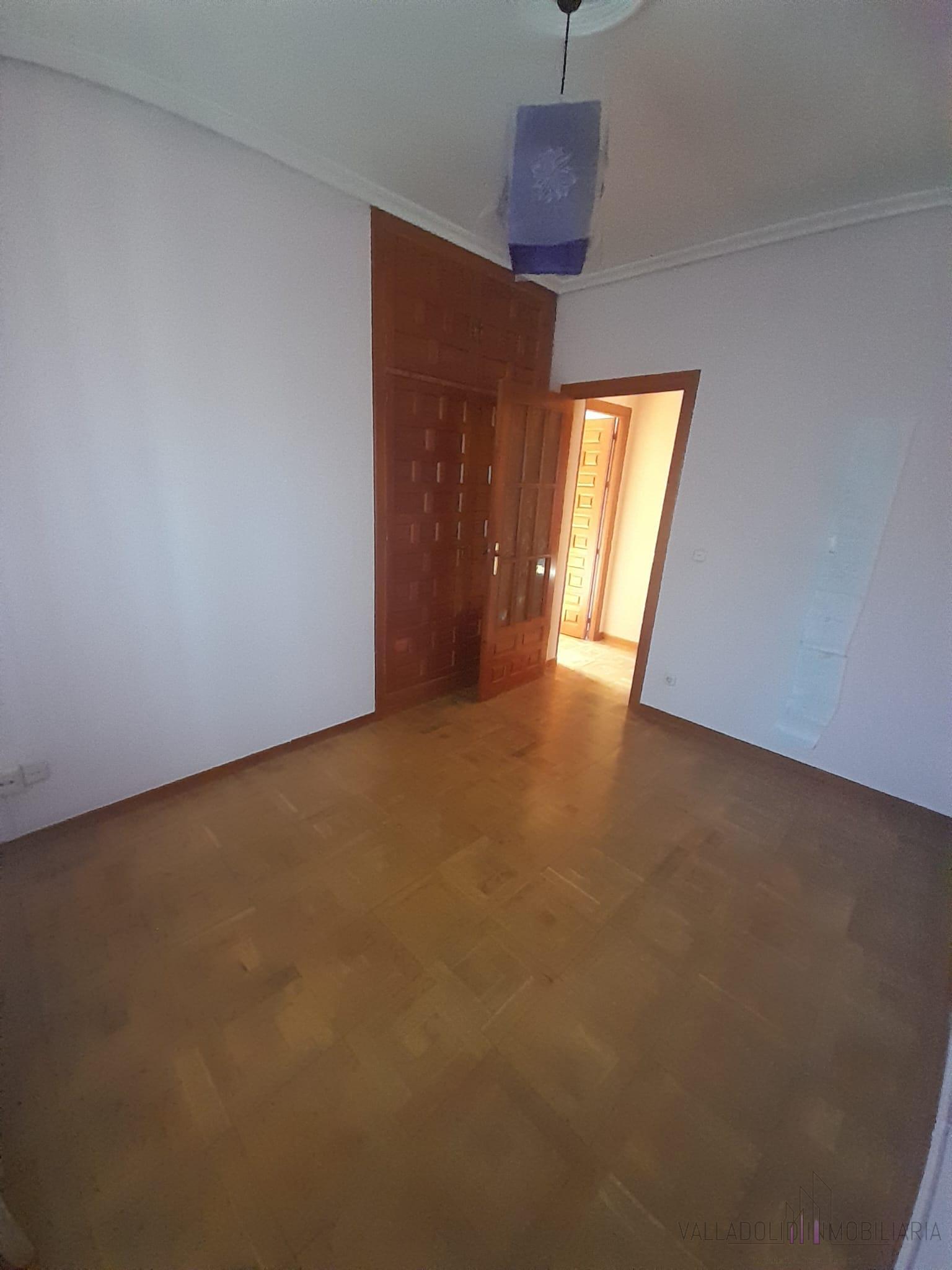 Venta de chalet en Tudela de Duero