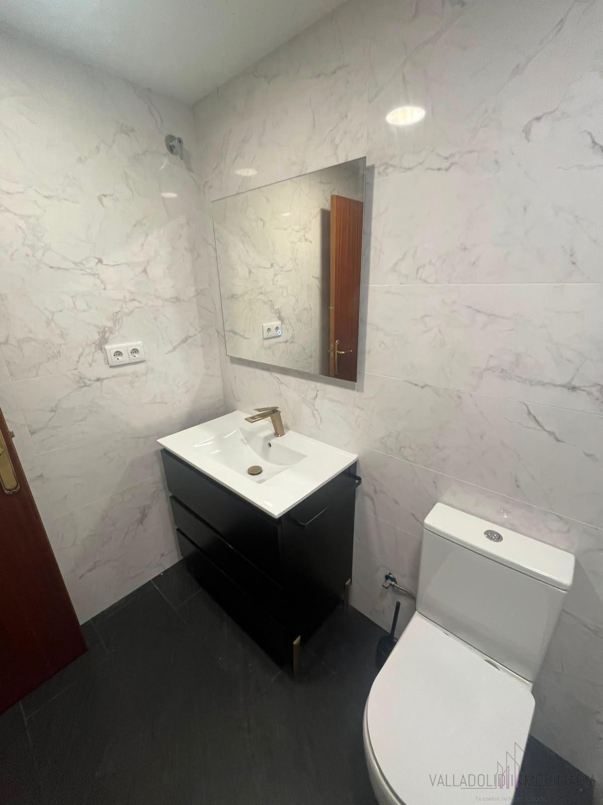 Venta de piso en Fuensaldaña