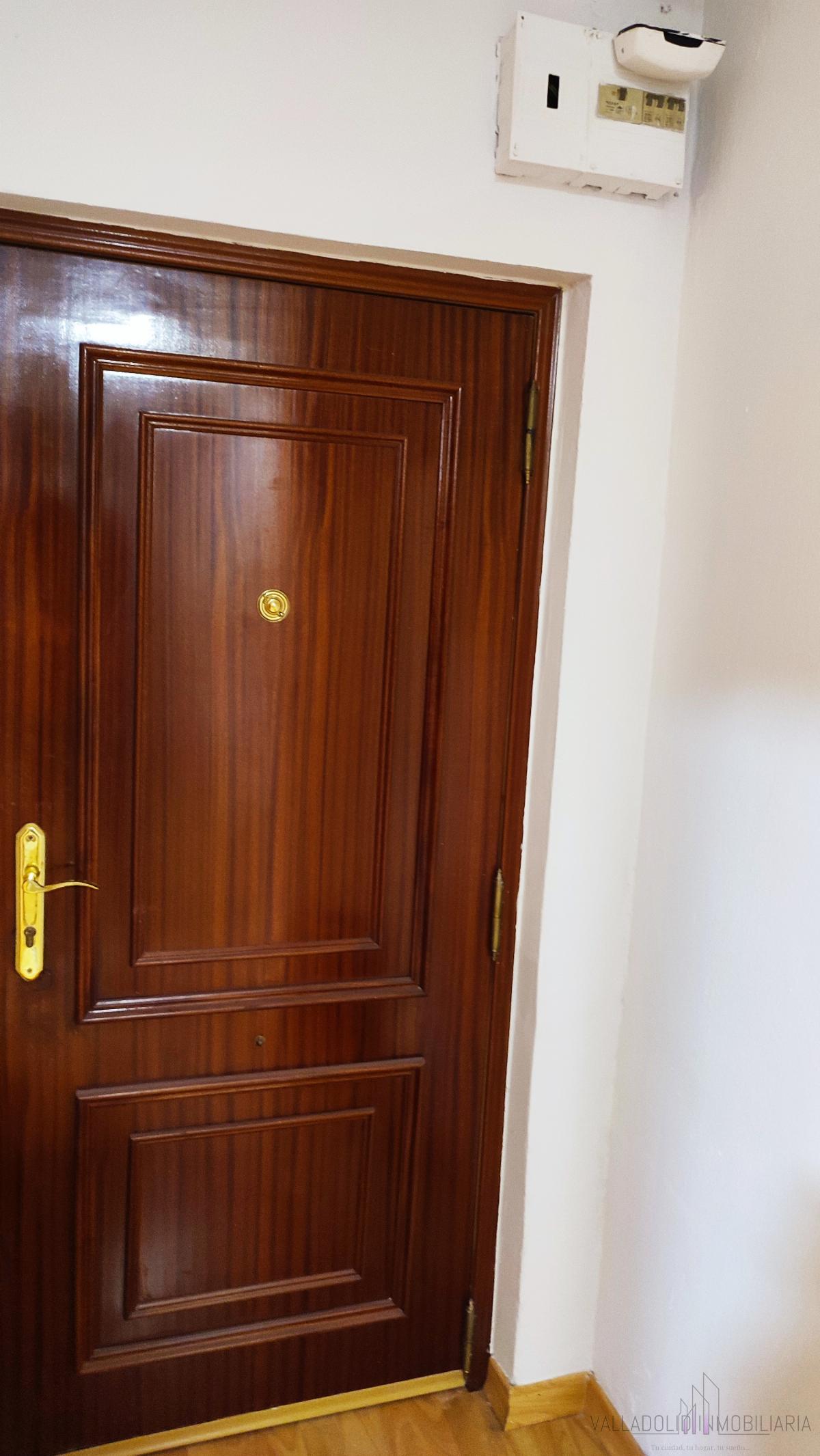 For rent of flat in Valladolid