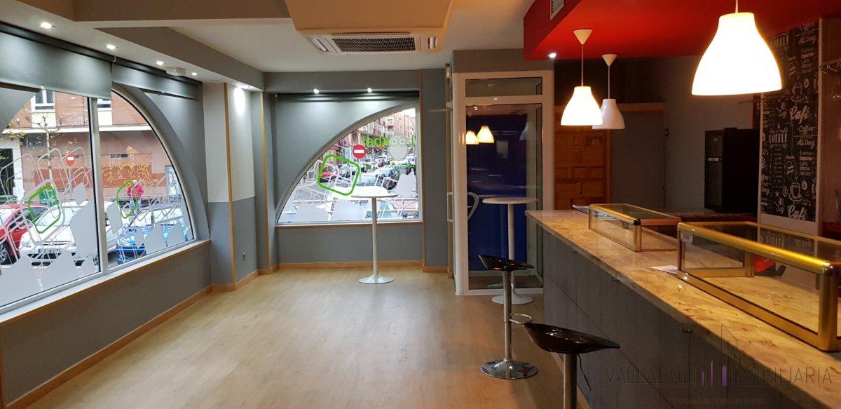 For sale of premises in Valladolid