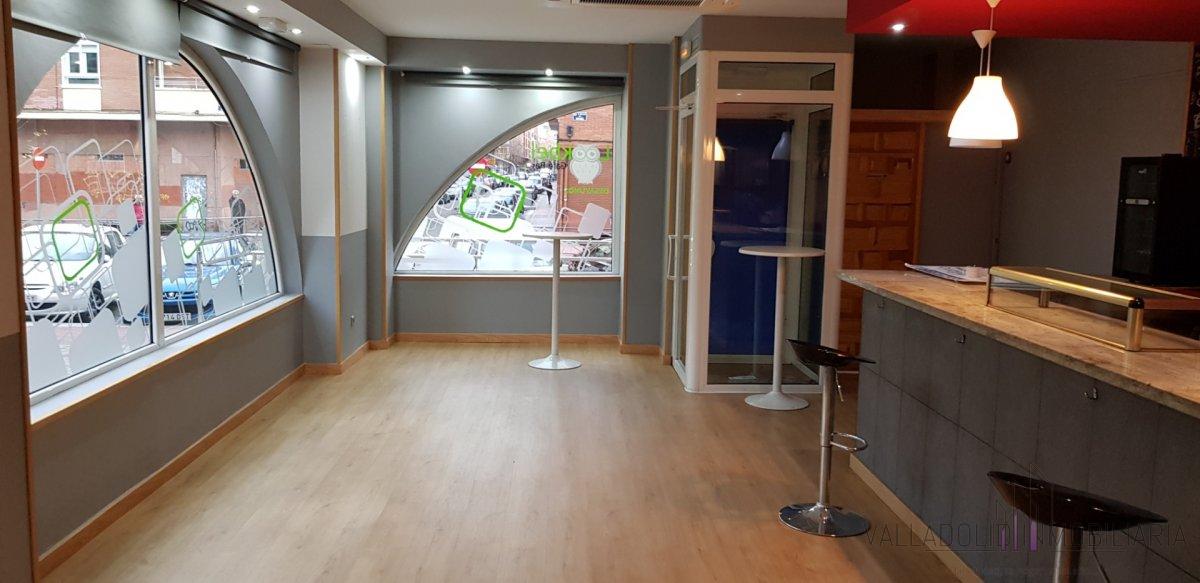 For sale of premises in Valladolid