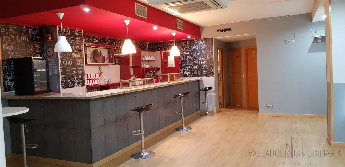 For sale of premises in Valladolid