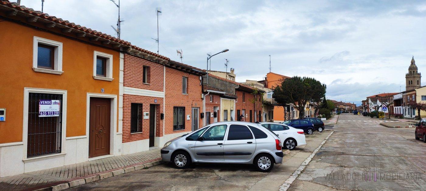 For sale of house in Nava del Rey