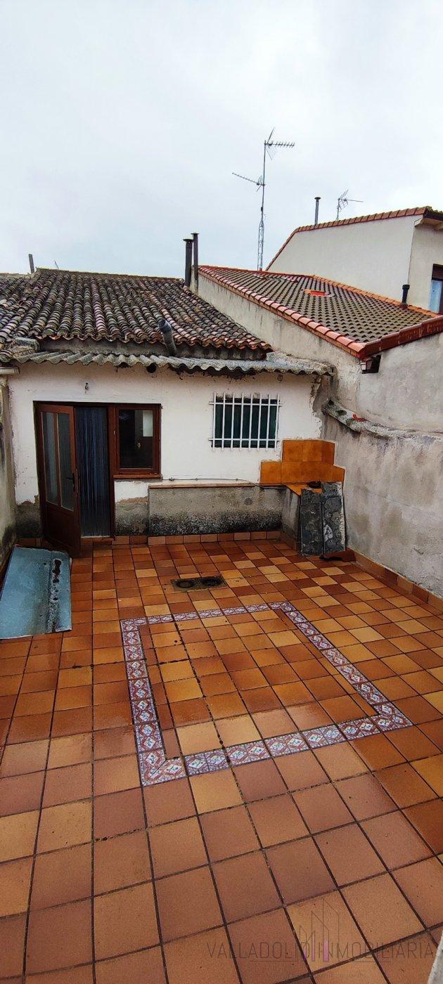 For sale of house in Nava del Rey