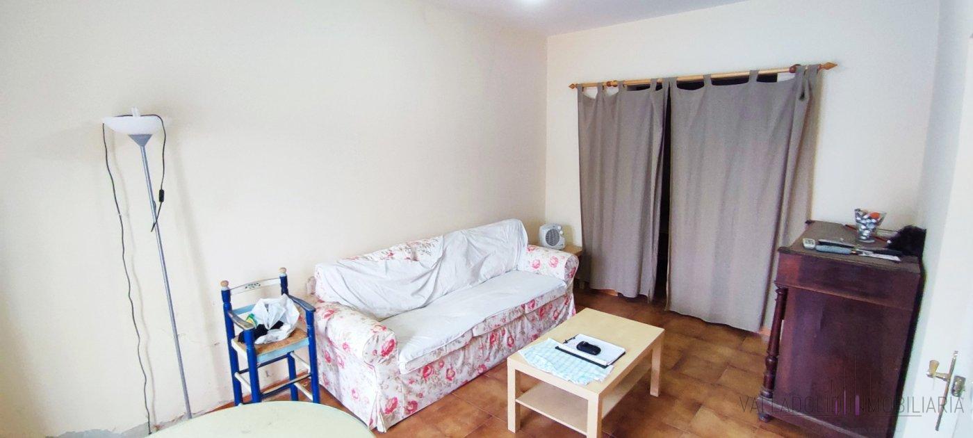 For sale of house in Nava del Rey