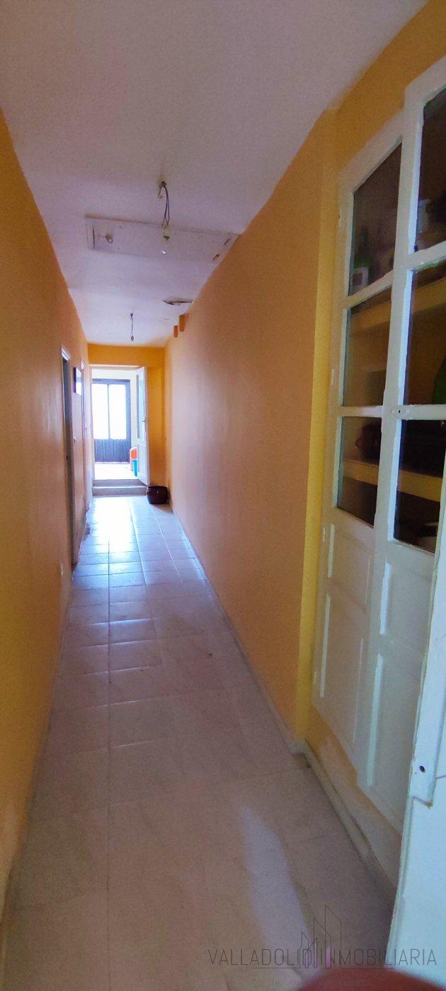 For sale of house in Nava del Rey