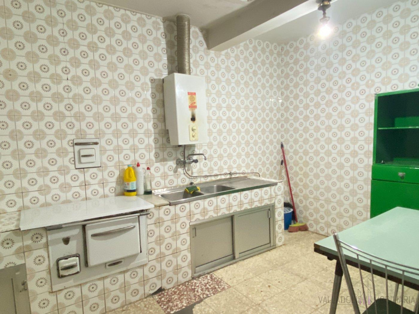 For sale of house in Nava del rey