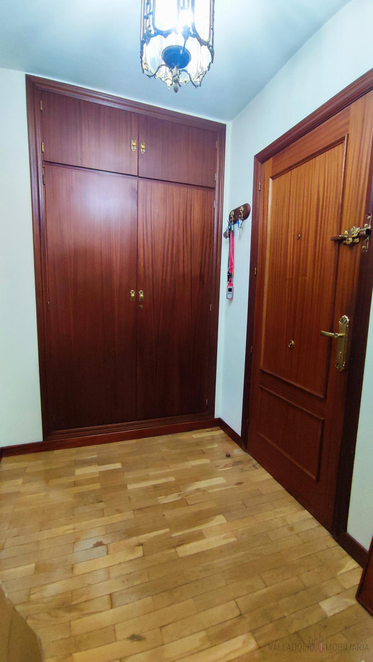 For rent of flat in Valladolid