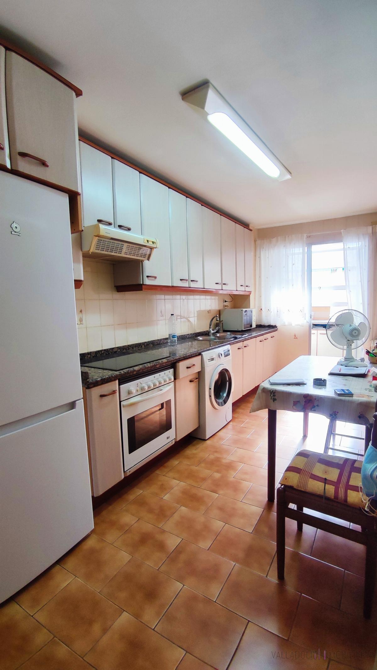 For rent of flat in Valladolid