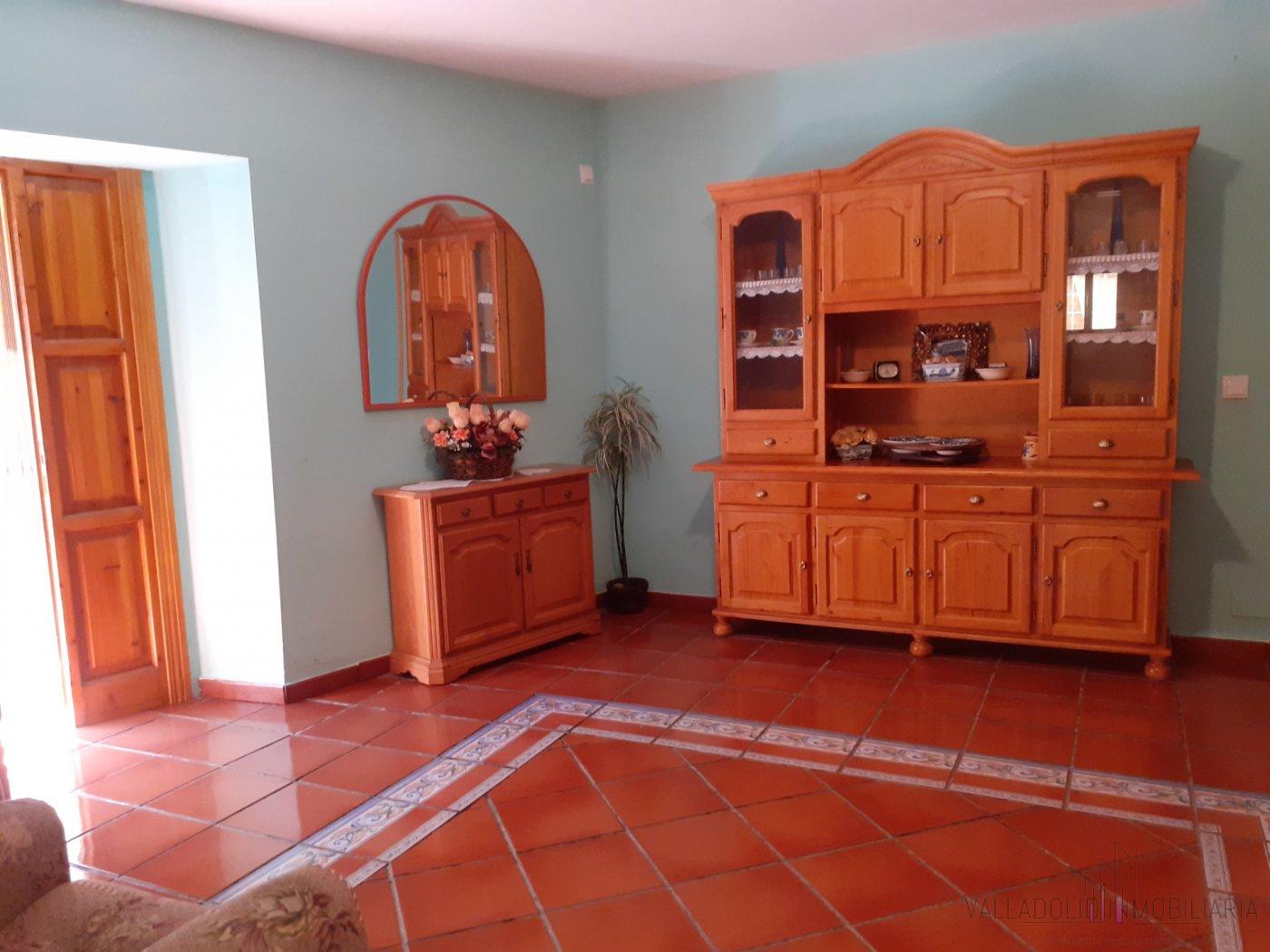 For sale of house in Tiedra