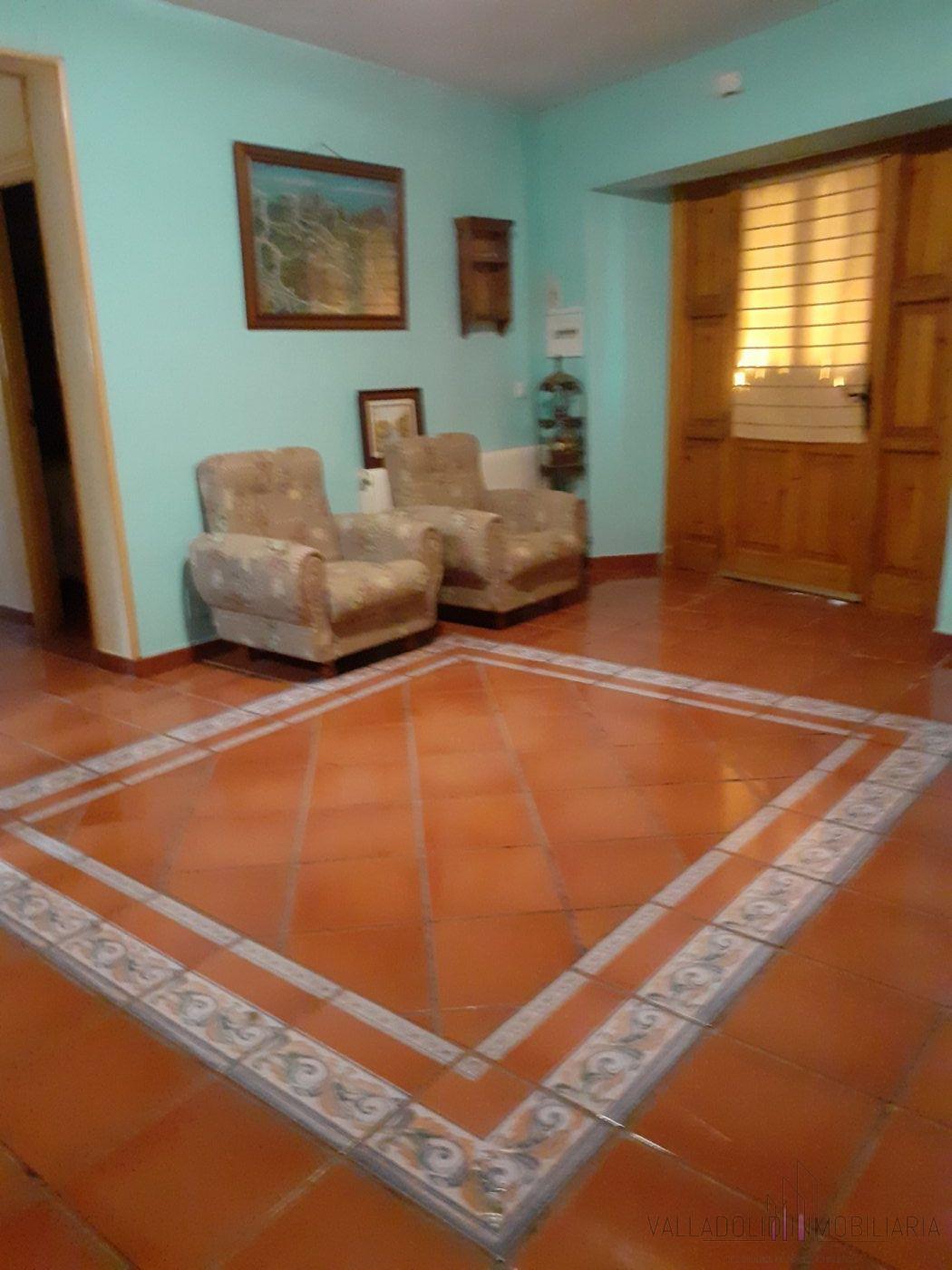 For sale of house in Tiedra
