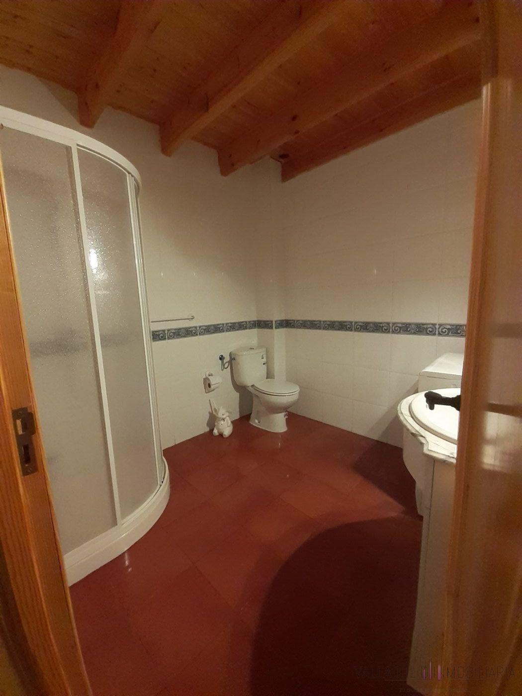 For sale of house in Tiedra