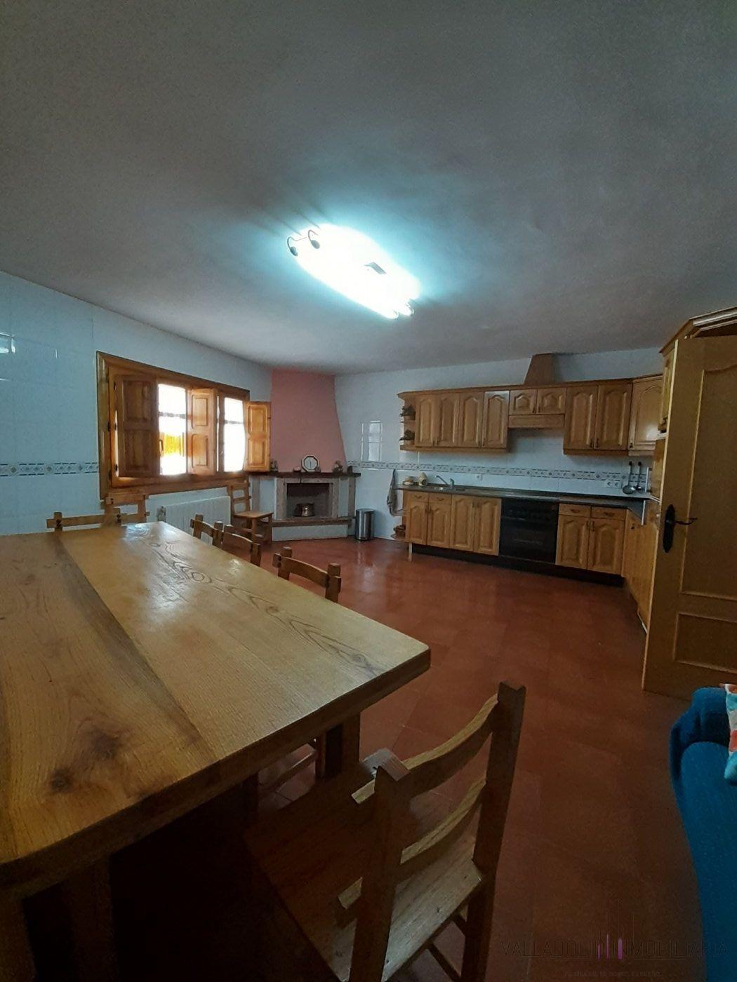 For sale of house in Tiedra