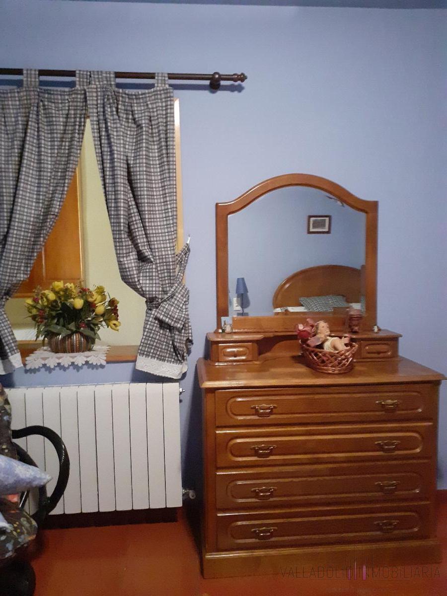For sale of house in Tiedra