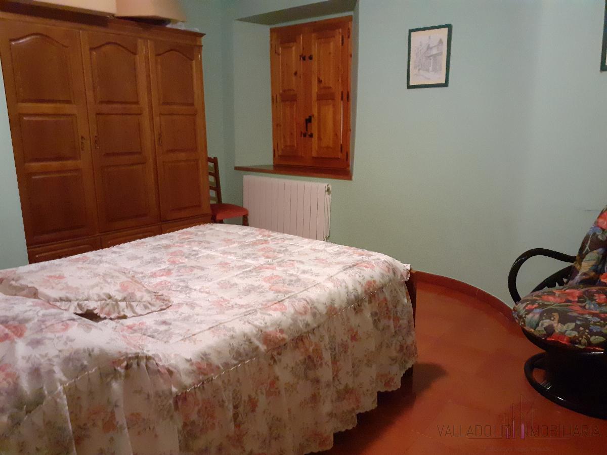 For sale of house in Tiedra