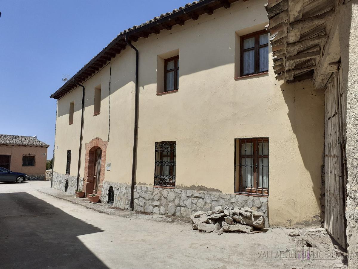 For sale of house in Tiedra