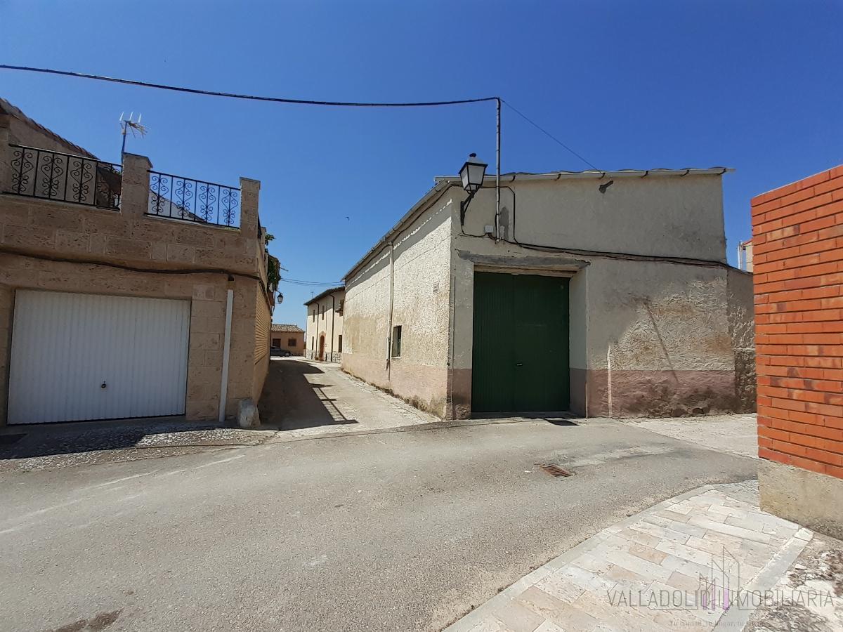 For sale of house in Tiedra