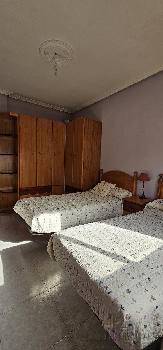 For rent of flat in Valladolid