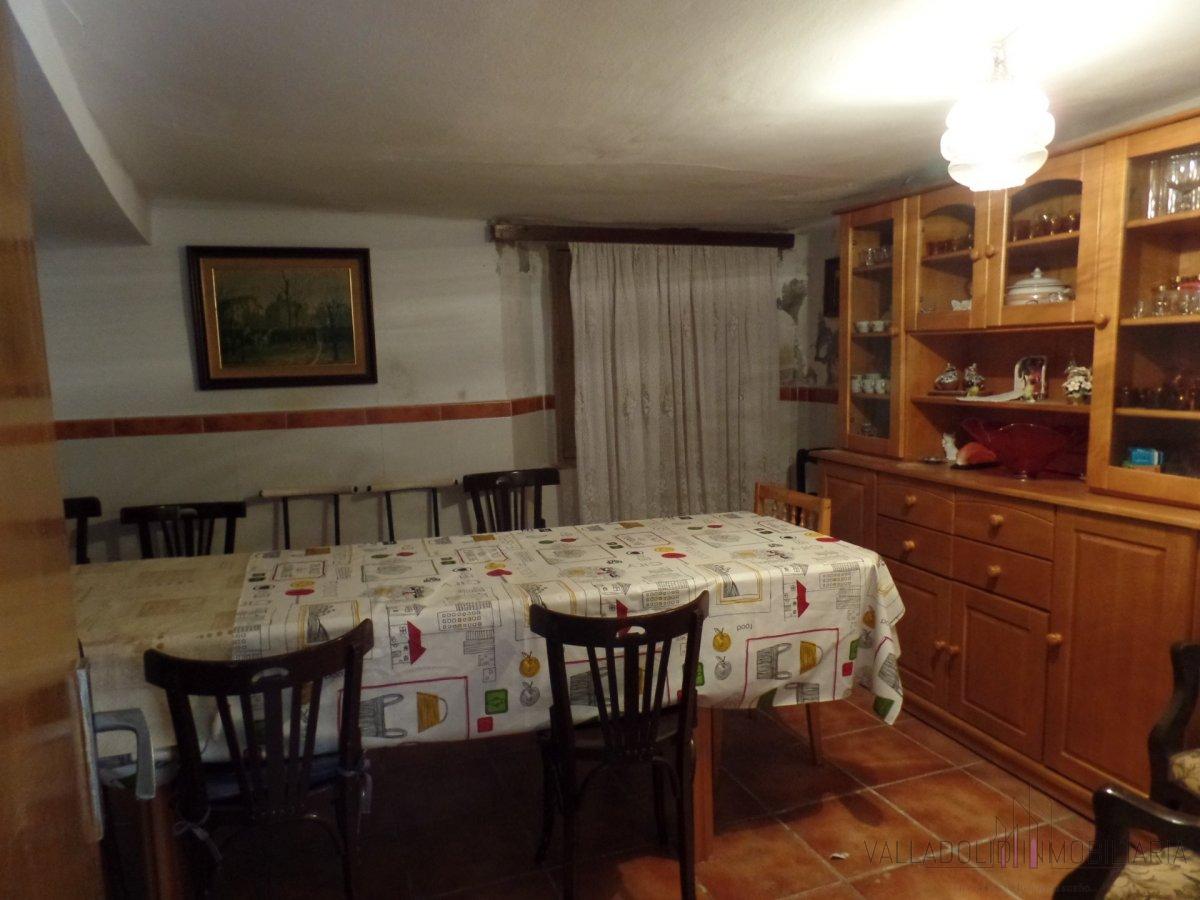 For sale of house in Amusquillo