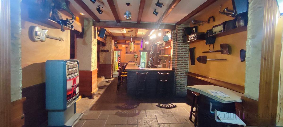 For sale of commercial in Valladolid