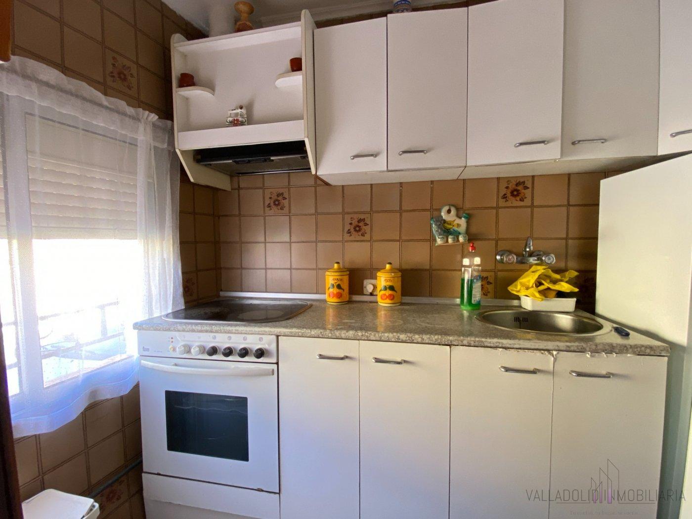 For sale of house in Fuensaldaña