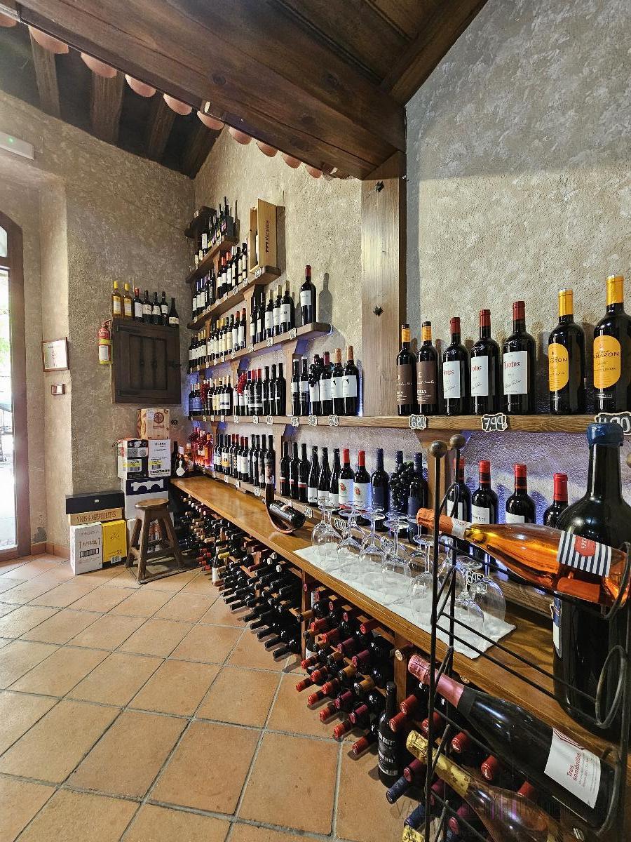 For sale of commercial in Nava del Rey