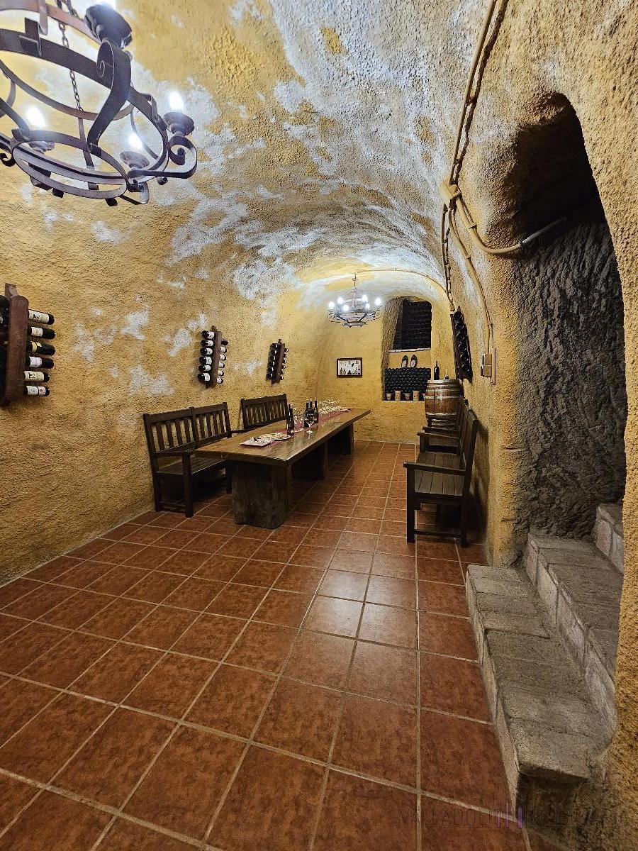 For sale of commercial in Nava del Rey