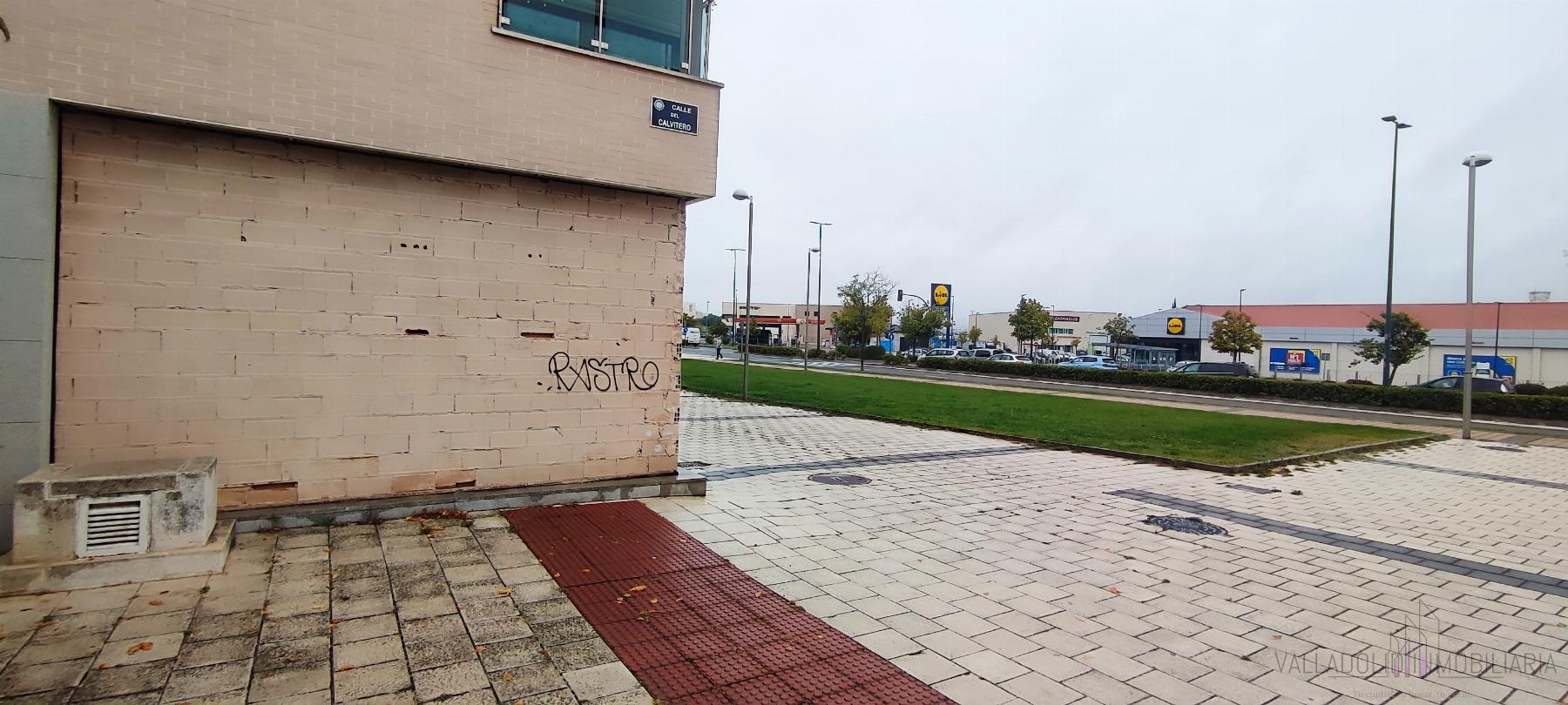 For rent of commercial in Valladolid