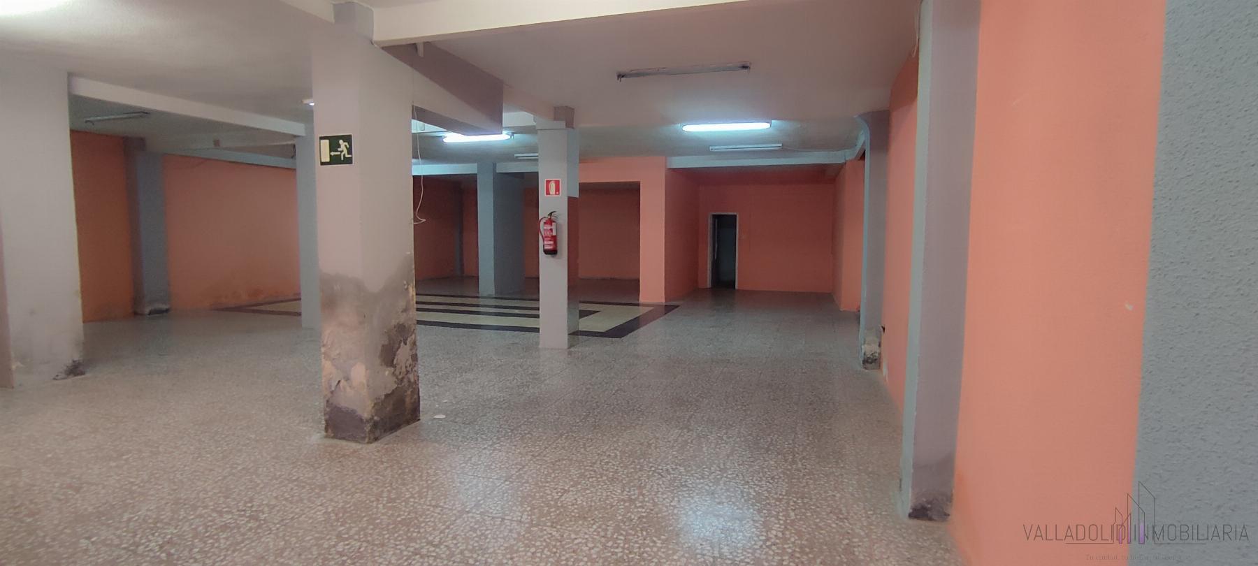For rent of commercial in Valladolid