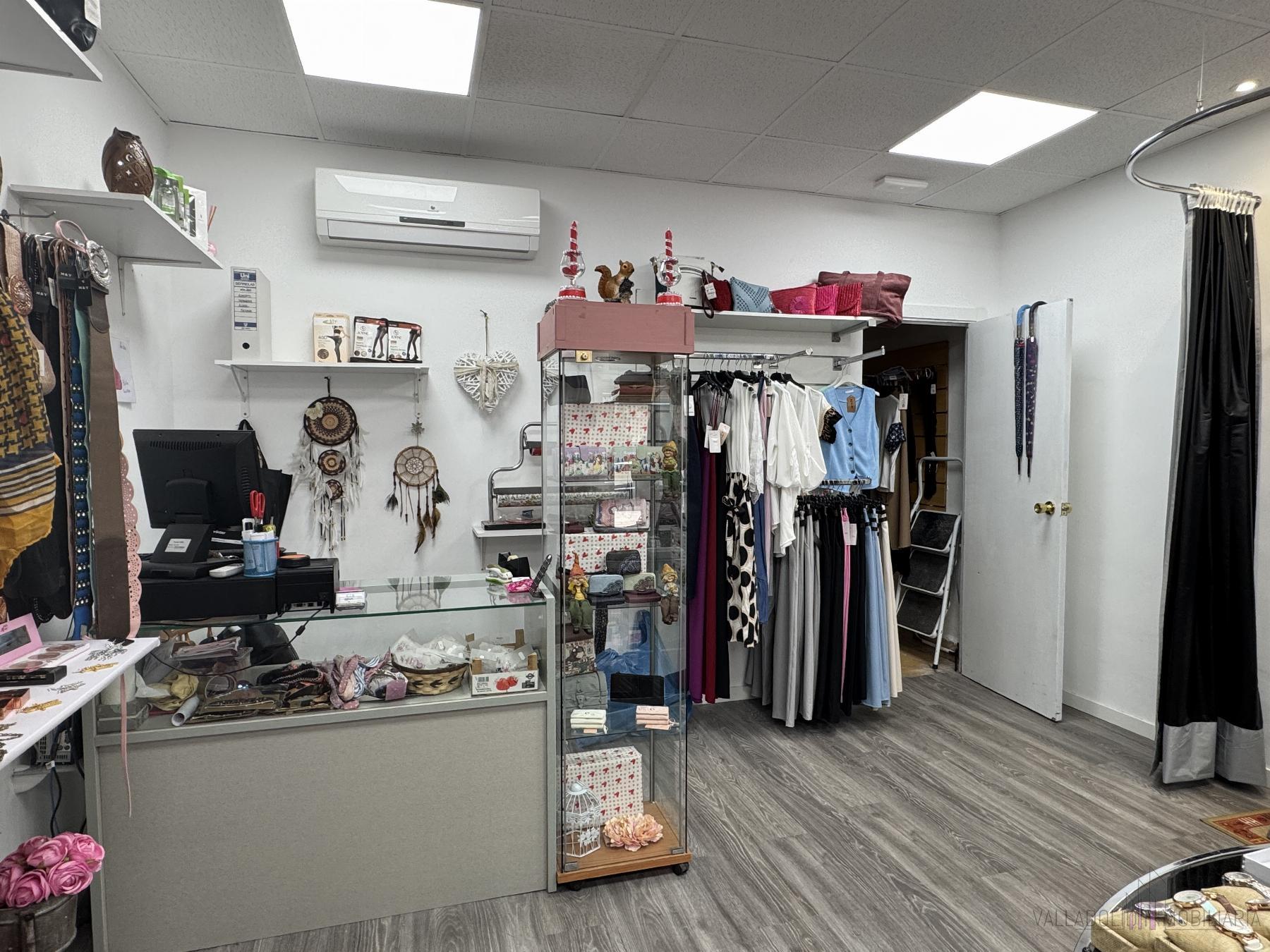 For share of commercial in Valladolid