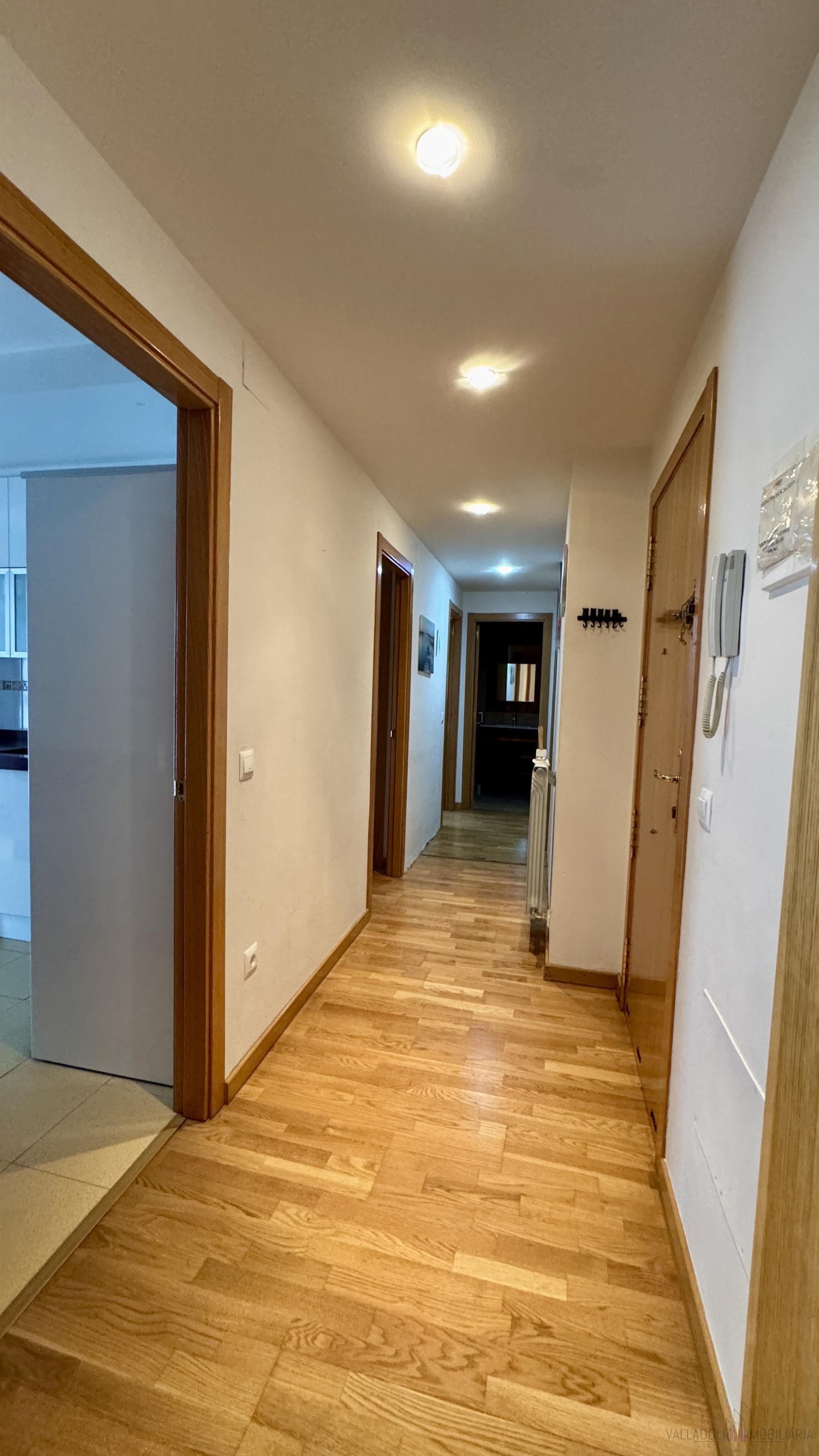 Venta de piso en Fuensaldaña