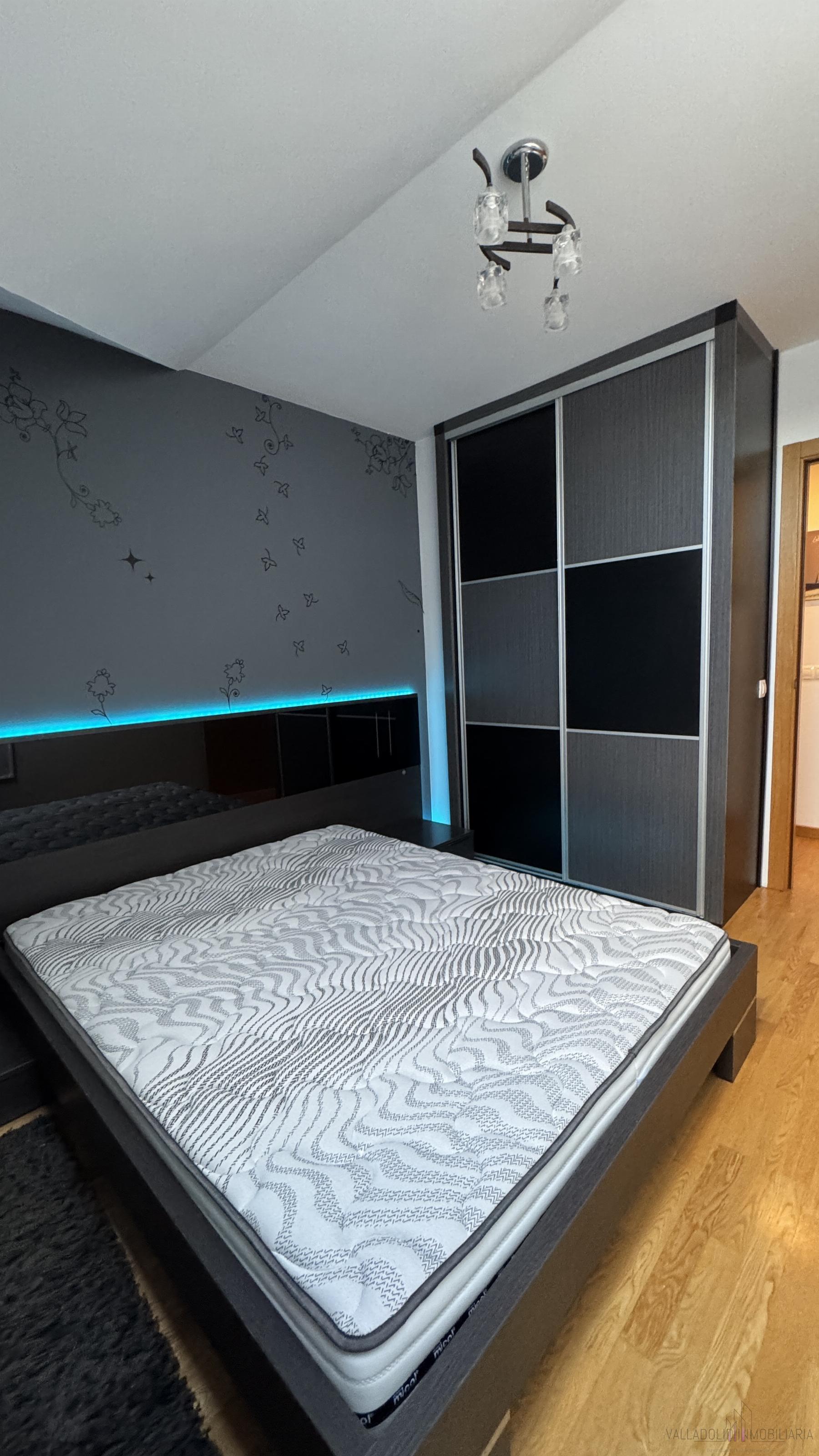 For sale of flat in Fuensaldaña