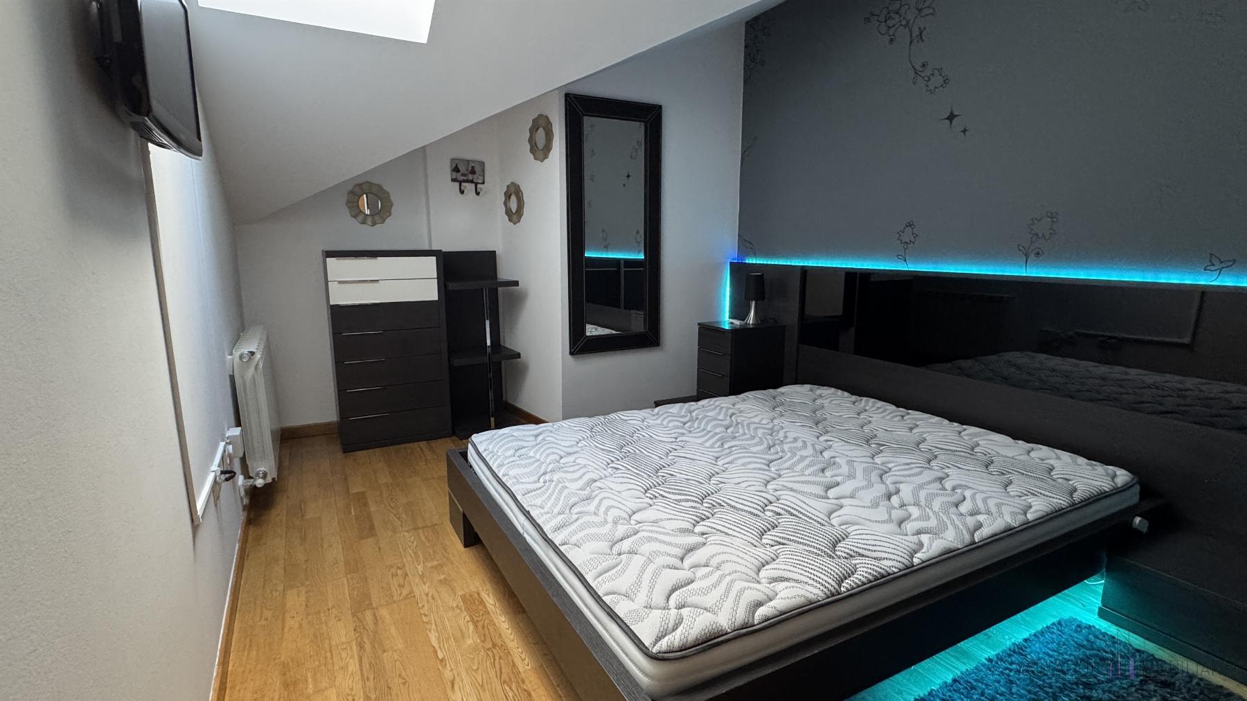 For sale of flat in Fuensaldaña