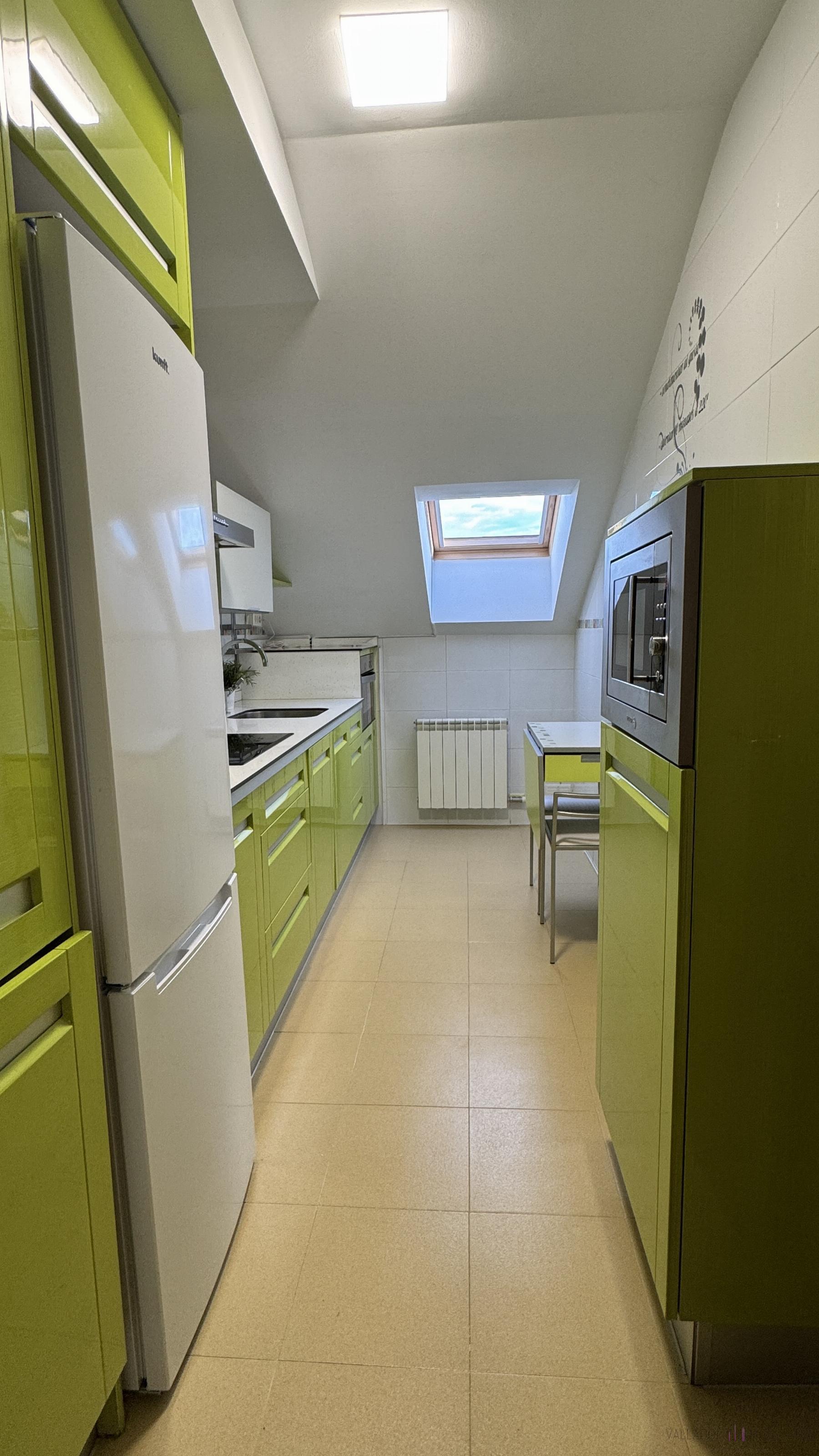 For sale of flat in Fuensaldaña