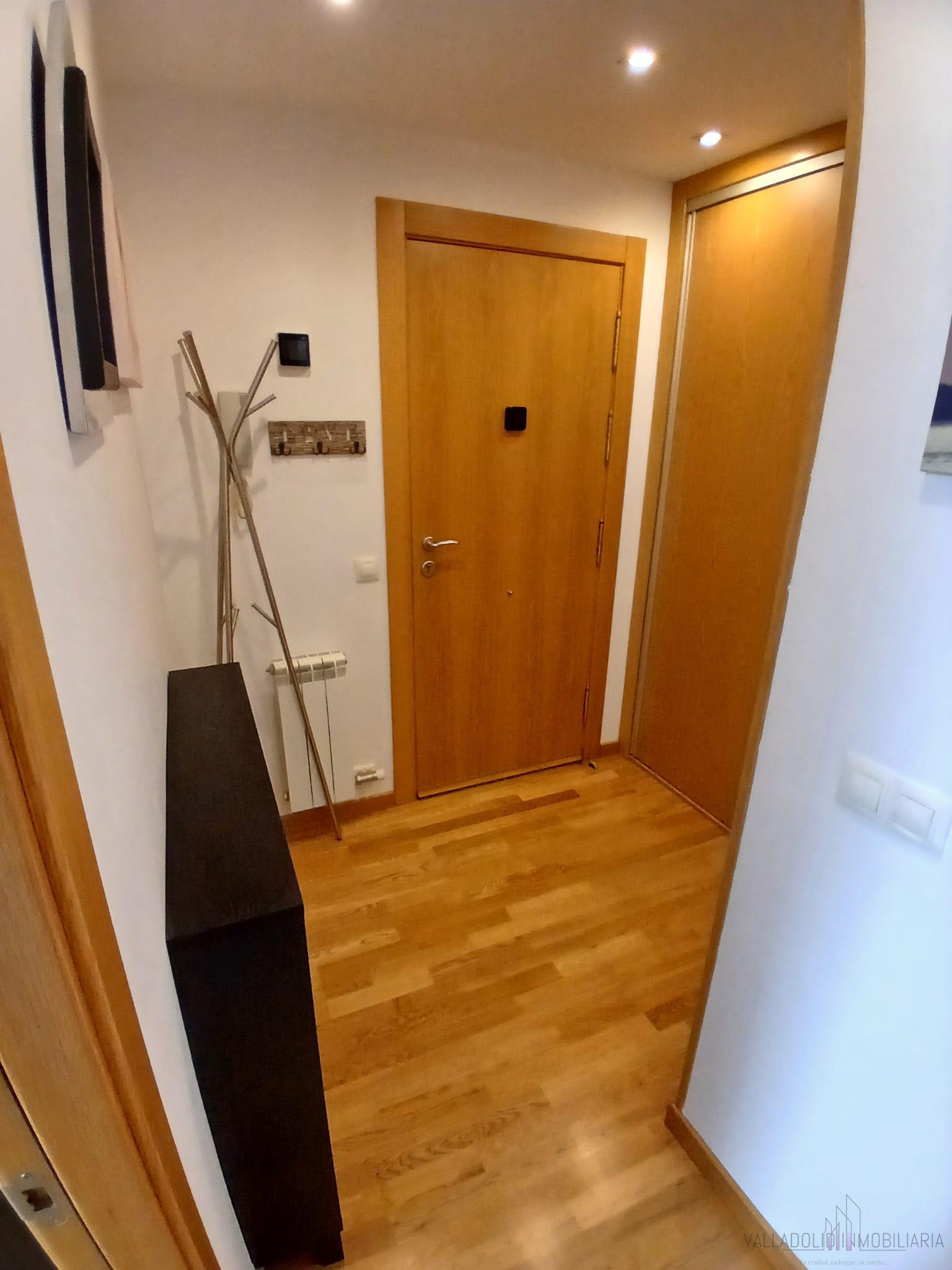 For sale of flat in Fuensaldaña